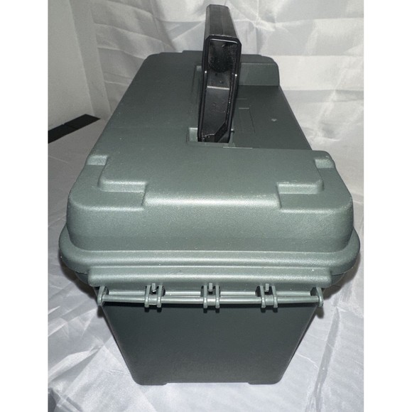 Cabela’s 3664 Plastic Dry-Storage Ammo Box/Can Tactical-Green flip top/ Good - Picture 8 of 16